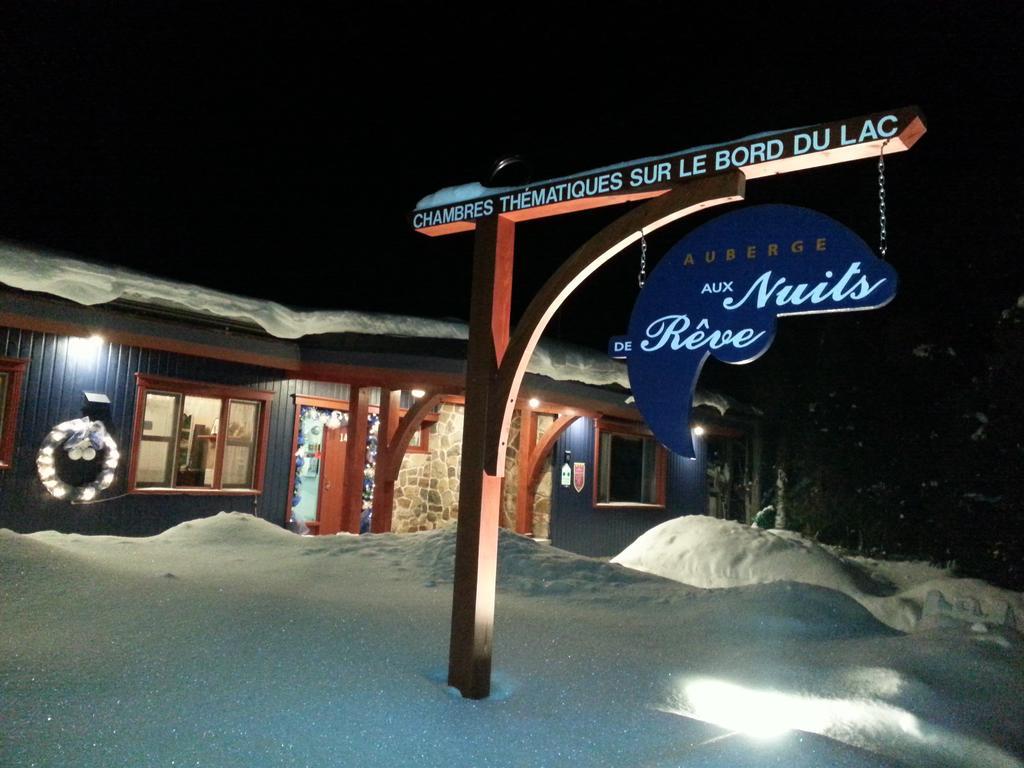 Auberge Aux Nuits de Rêve Sainte-Agathe-des-Monts Buitenkant foto