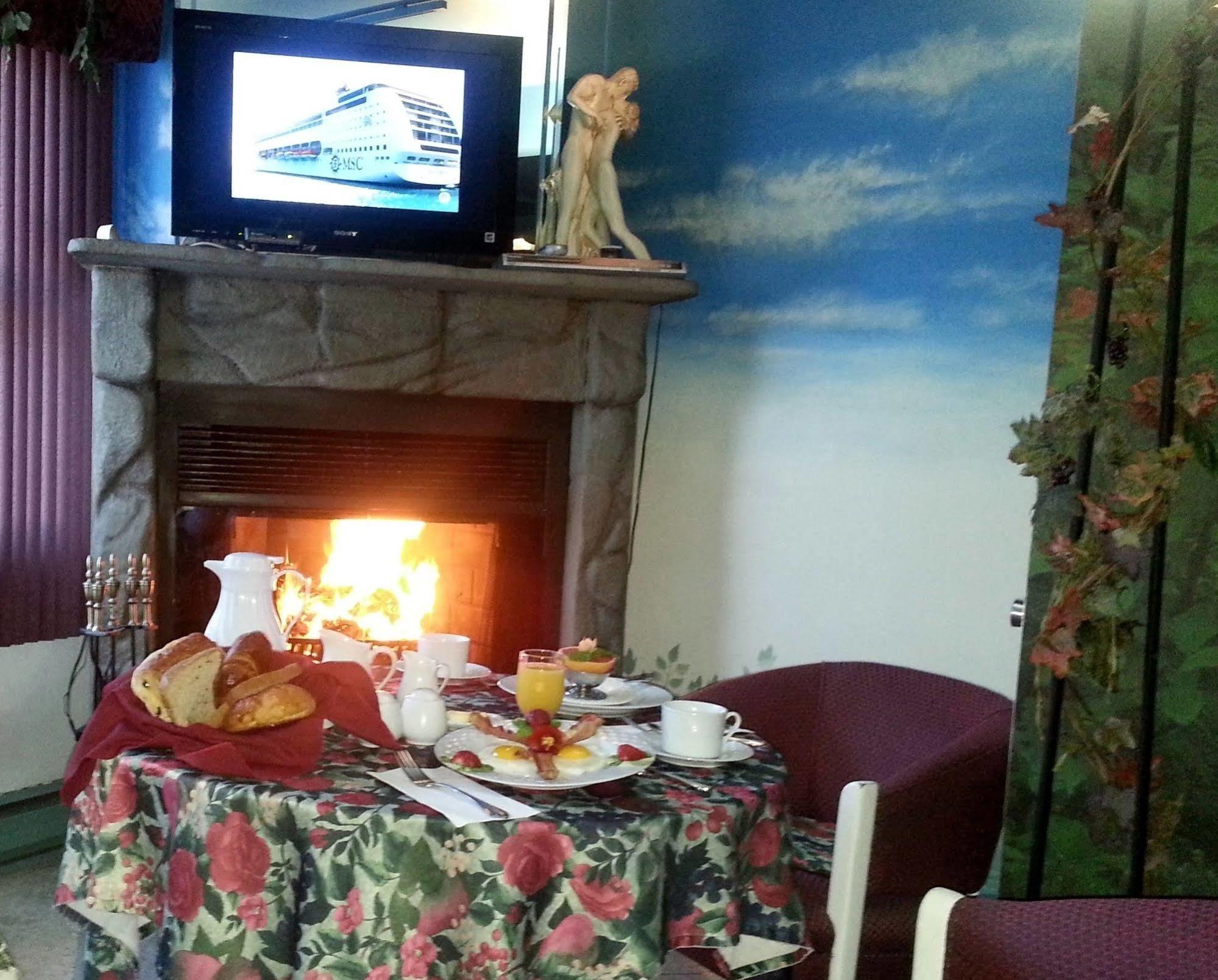 Auberge Aux Nuits de Rêve Sainte-Agathe-des-Monts Buitenkant foto